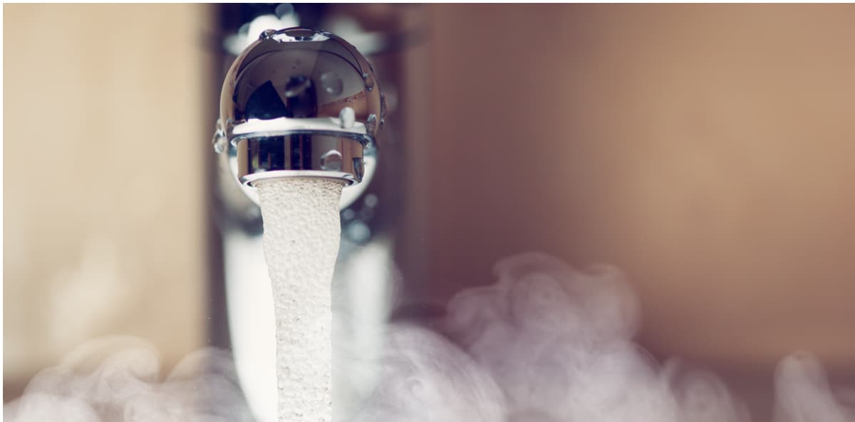 découvrez la température minimale idéale pour votre chauffe-eau afin d'assurer un confort optimal tout en économisant de l'énergie. apprenez à régler votre appareil pour éviter les risques de légionellose et profiter de l'eau chaude à tout moment.
