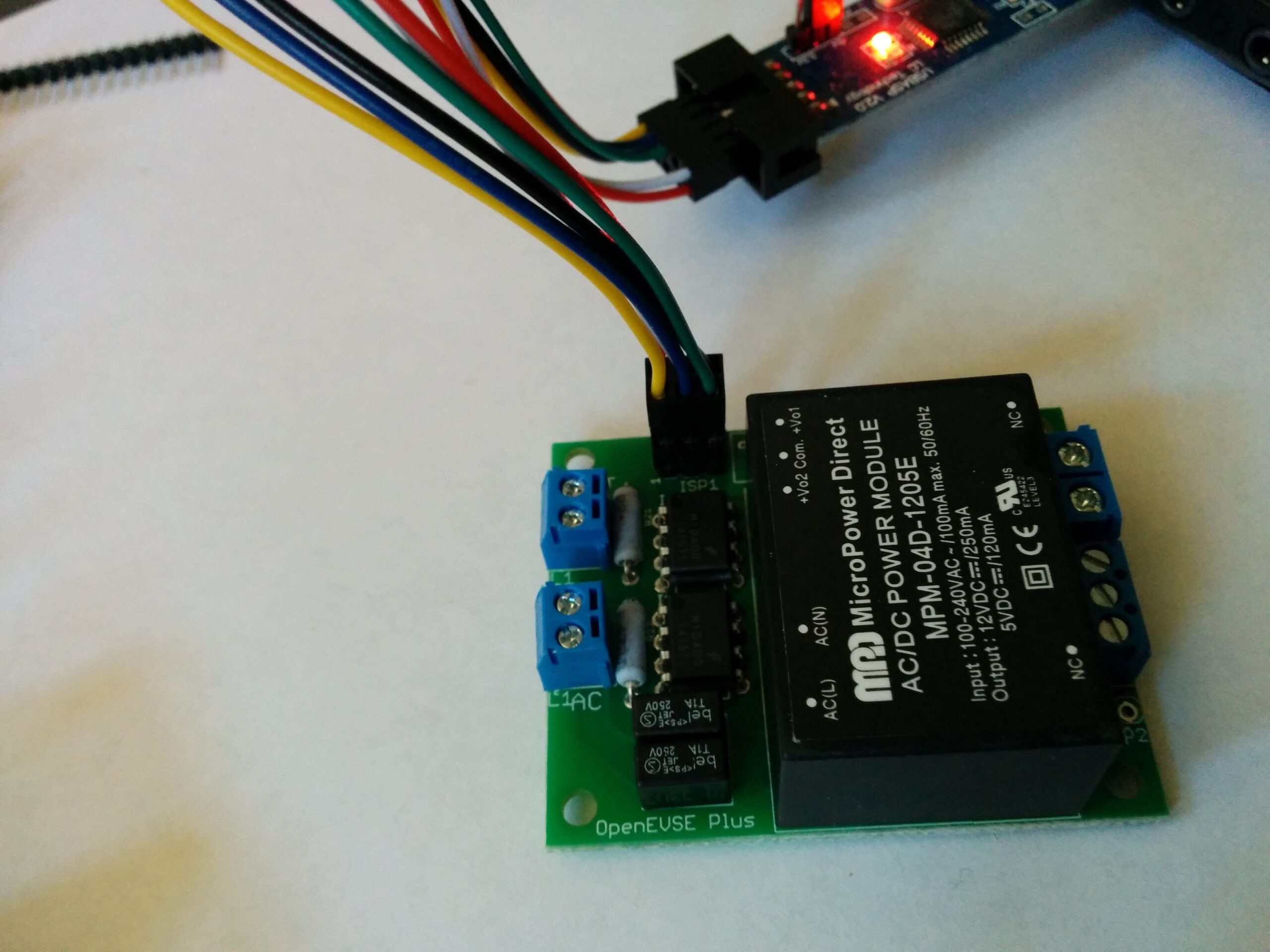 découvrez openevse, la solution innovante pour la recharge de votre véhicule électrique. bénéficiez d'une technologie performante et d'une installation facile pour une recharge rapide et durable chez vous.