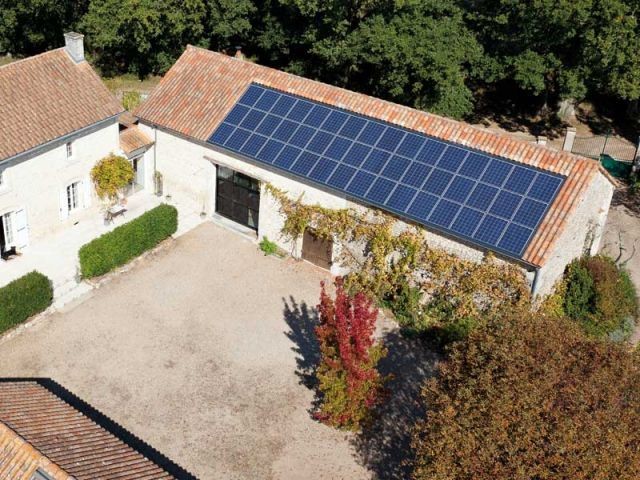 découvrez le panneau solaire 9 kwc, une solution énergétique innovante et performante pour réduire vos factures d'électricité tout en préservant l'environnement. idéal pour les ménages et les entreprises, ce panneau offre une efficacité maximale et une durabilité exceptionnelle.