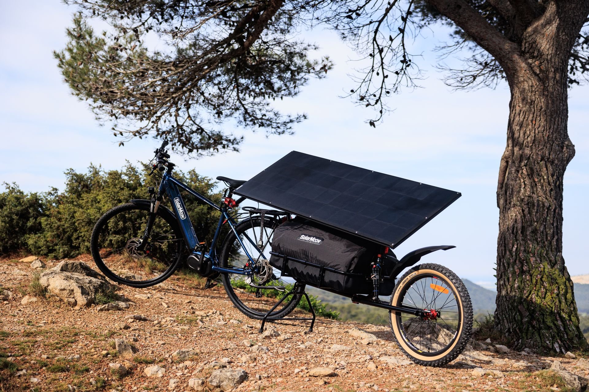 découvrez les avantages des panneaux solaires pour remorque. optimisez votre autonomie énergétique lors de vos voyages en camping ou en randonnée tout en respectant l'environnement.