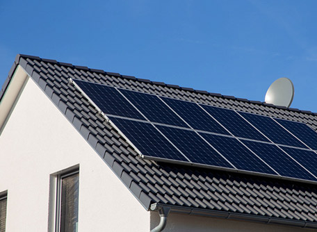 découvrez les avantages des panneaux photovoltaïques pour produire une énergie verte et durable. optimisez votre consommation d'énergie tout en réduisant votre empreinte carbone grâce à une solution économique et écologique.