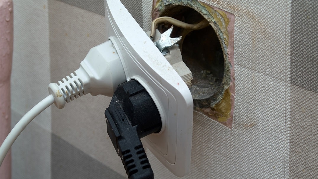 découvrez comment identifier et résoudre les problèmes courants liés à une prise défectueuse. obtenez des conseils pratiques pour assurer la sécurité de votre installation électrique et éviter les risques d'accidents domestiques.