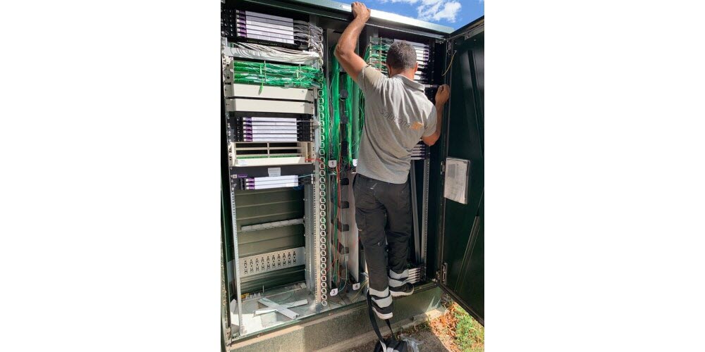 découvrez les serveurs bouygues, robustes et adaptés à vos besoins pour garantir une expérience internet fluide et rapide. optimisez votre connectivité avec des solutions fiables et performantes.