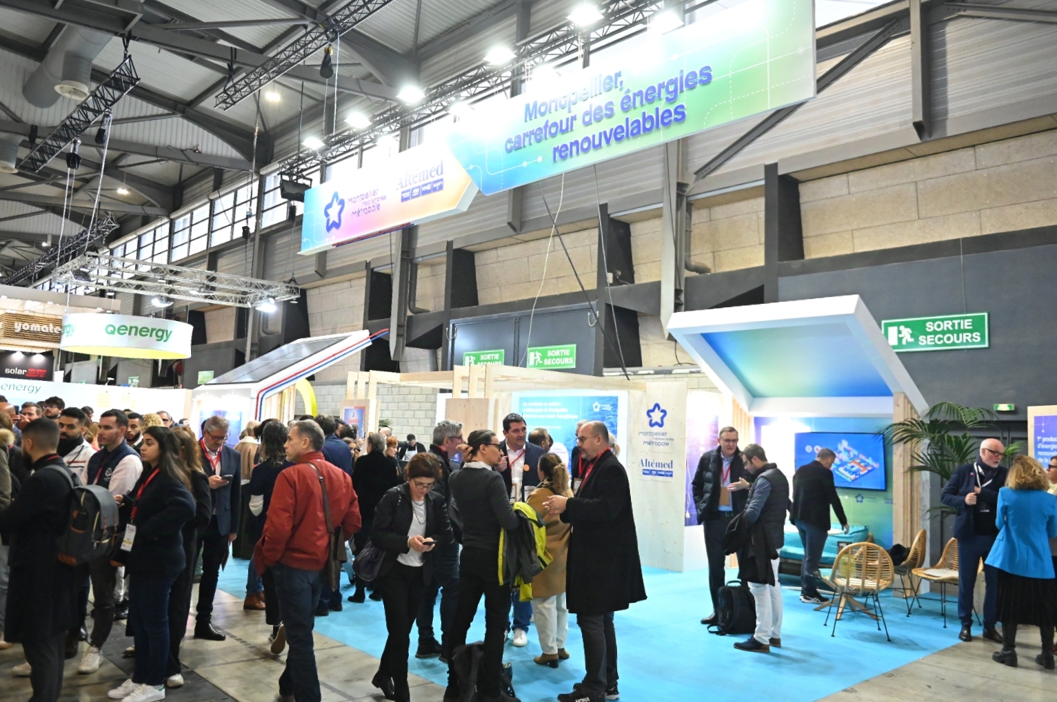 découvrez les solutions de stockage de batteries energaïa 2024, conçues pour optimiser l'utilisation de l'énergie renouvelable. explorez nos innovations pour une transition énergétique durable et efficace.