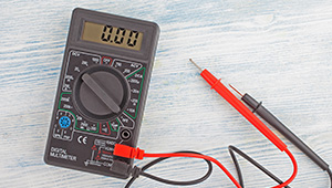 découvrez comment tester efficacement un chauffe-eau triphasé pour garantir sa performance et sa sécurité. suivez nos conseils pratiques et apprenez à réaliser des vérifications essentielles pour un fonctionnement optimal.