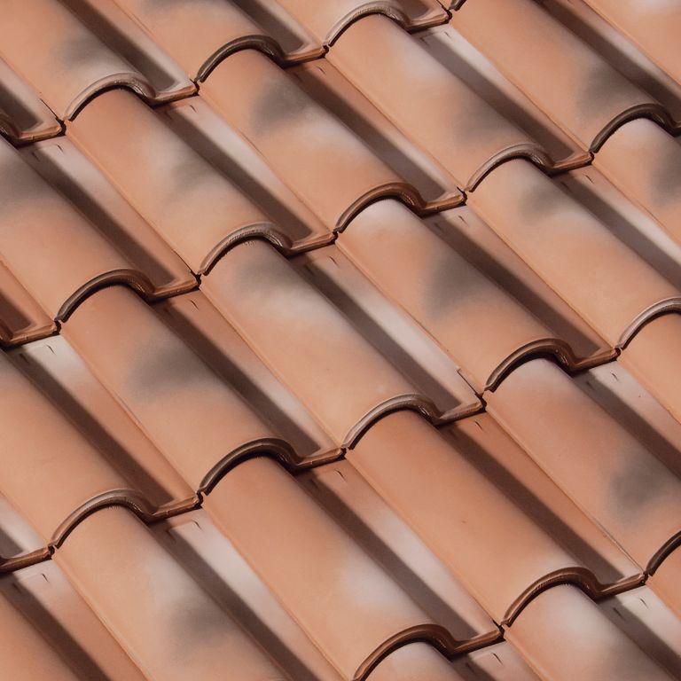 découvrez tout sur la tuile romane, un élément essentiel de l'architecture traditionnelle française. apprenez ses caractéristiques, ses avantages et comment elle contribue à l'esthétique des toitures. idéale pour préserver le charme authentique de votre maison tout en assurant une excellente protection contre les intempéries.