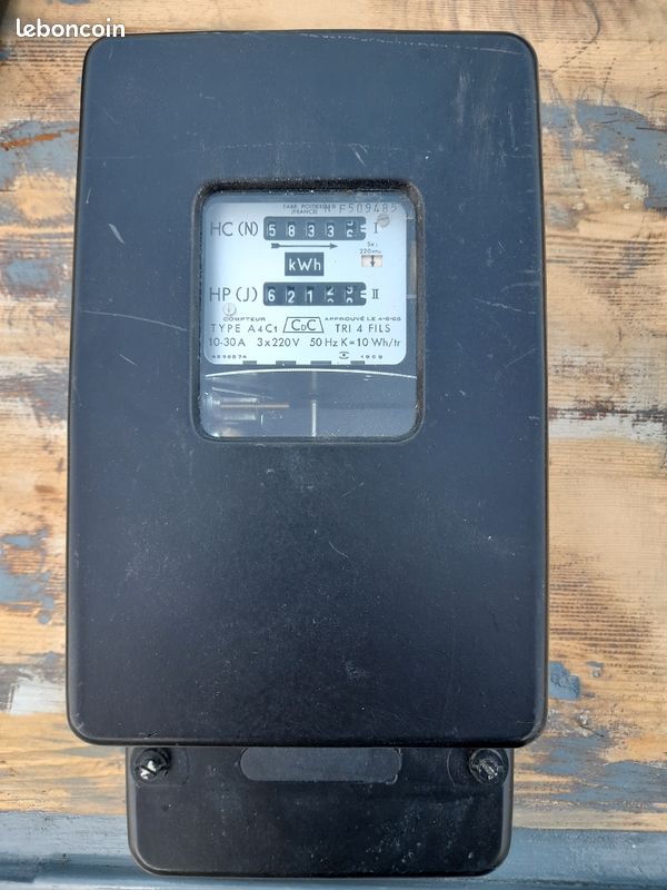 découvrez l'histoire fascinante des vieux compteurs, ces témoins du temps qui révèlent les secrets du passé et ajoutent du caractère à votre décoration intérieure. apprenez comment les intégrer dans votre maison pour une touche vintage unique.