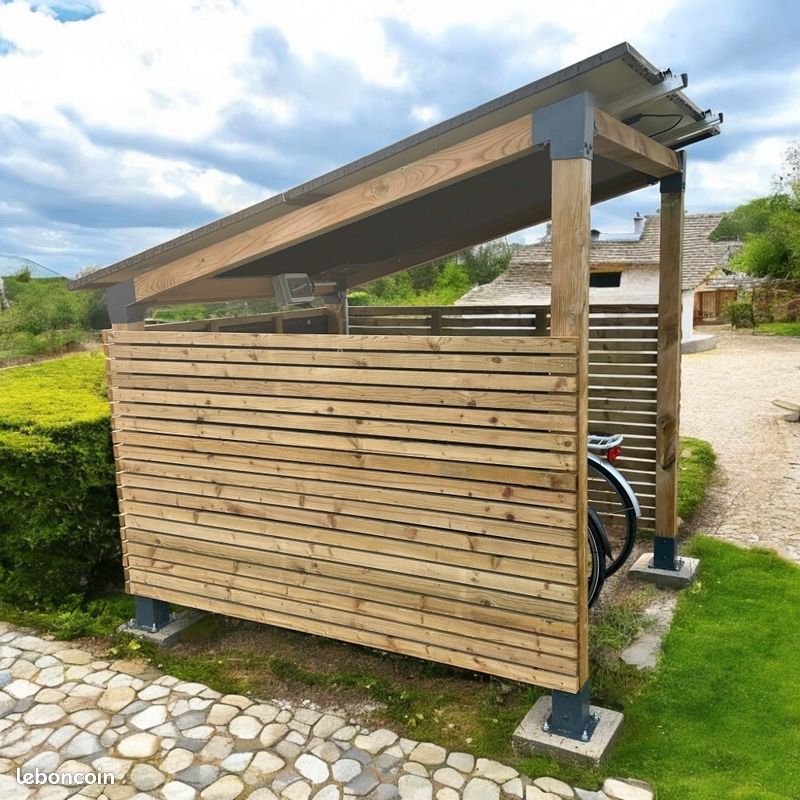 découvrez notre abri jardin solaire, une solution écologique et pratique pour stocker vos outils tout en profitant d'une source d'énergie renouvelable. conçu pour s'intégrer harmonieusement dans votre jardin, cet abri offre à la fois fonctionnalité et respect de l'environnement.