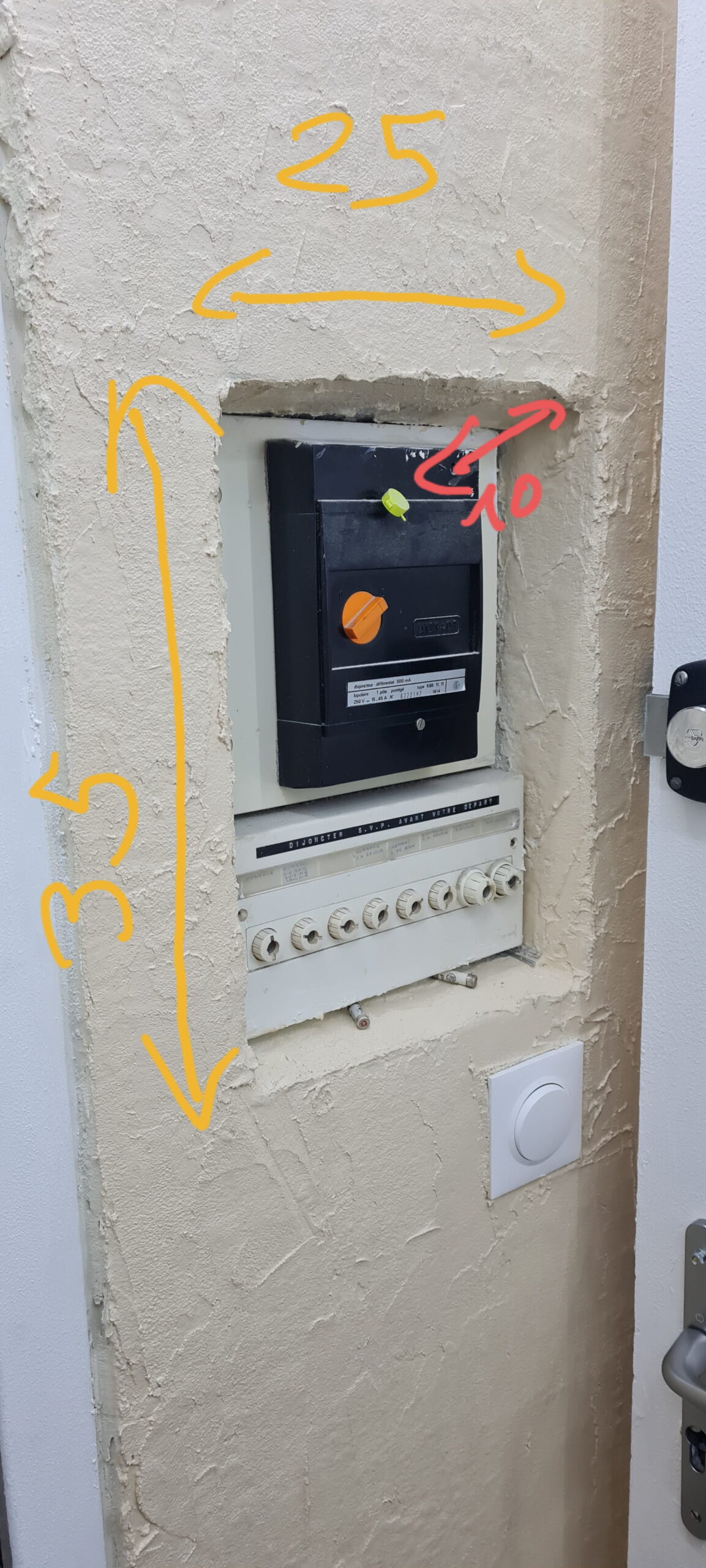 découvrez comment procéder au changement de disjoncteur avec enedis. suivez nos conseils pour garantir la sécurité électrique de votre domicile et améliorer votre confort.