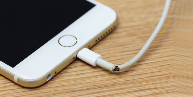 découvrez comment identifier et résoudre les problèmes d'un chargeur défectueux. apprenez à reconnaître les symptômes, à effectuer des tests simples et à envisager des solutions pour prolonger la durée de vie de votre équipement.