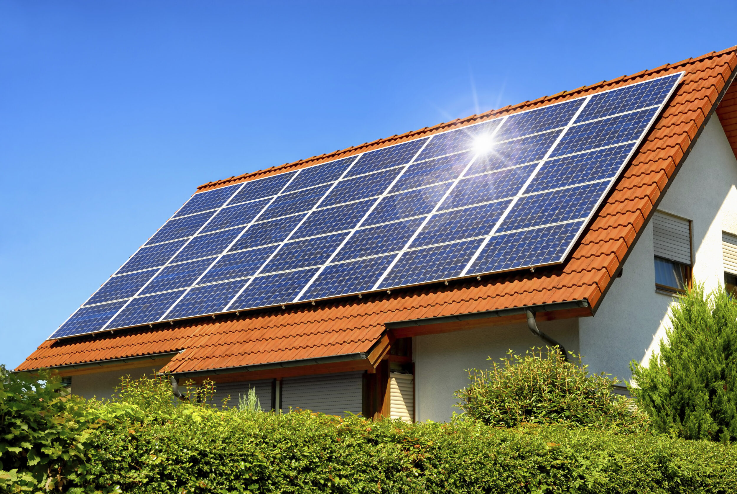 découvrez notre comparatif des panneaux solaires pour faire le meilleur choix adapté à vos besoins énergétiques. analyse des performances, coûts, et avis des utilisateurs pour vous guider vers une solution durable et économique.