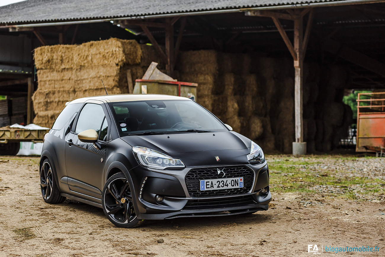 découvrez la dernière ds3, une berline au design audacieux et aux performances remarquables. explorez ses caractéristiques innovantes et vivez une expérience de conduite unique avec le luxe et le confort signés ds automobiles.