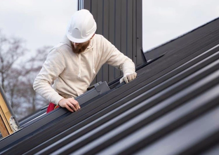 découvrez nos solutions d'étanchéité pour toitures en bac acier, garantissant protection et durabilité. protégez votre bâtiment des intempéries avec des techniques modernes et efficaces.