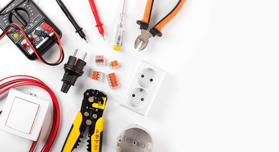 découvrez notre collection d'images liées à l'électricité : illustrations, photos et graphiques illustrant les concepts électriques, les installations et les technologies. parfait pour les professionnels et les passionnés d'électricité.