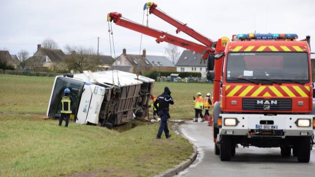 découvrez les détails de l'incendie survenu à janze, son impact sur la communauté locale et les mesures prises par les autorités pour sécuriser la région.