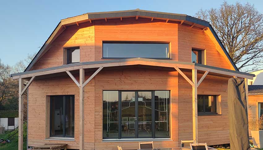 découvrez les avantages d'une maison solaire : une habitation écologique, économique et autosuffisante en énergie. apprenez comment optimiser votre confort tout en réduisant votre empreinte carbone grâce à des technologies innovantes et durables.