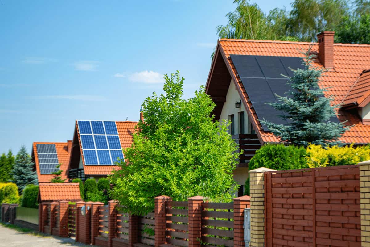 découvrez les panneaux aérovoltaïques, une solution innovante alliant production d'énergie solaire et gestion de la chaleur. optimisez l'efficacité énergétique de votre habitat tout en contribuant à la transition écologique grâce à cette technologie performante et durable.