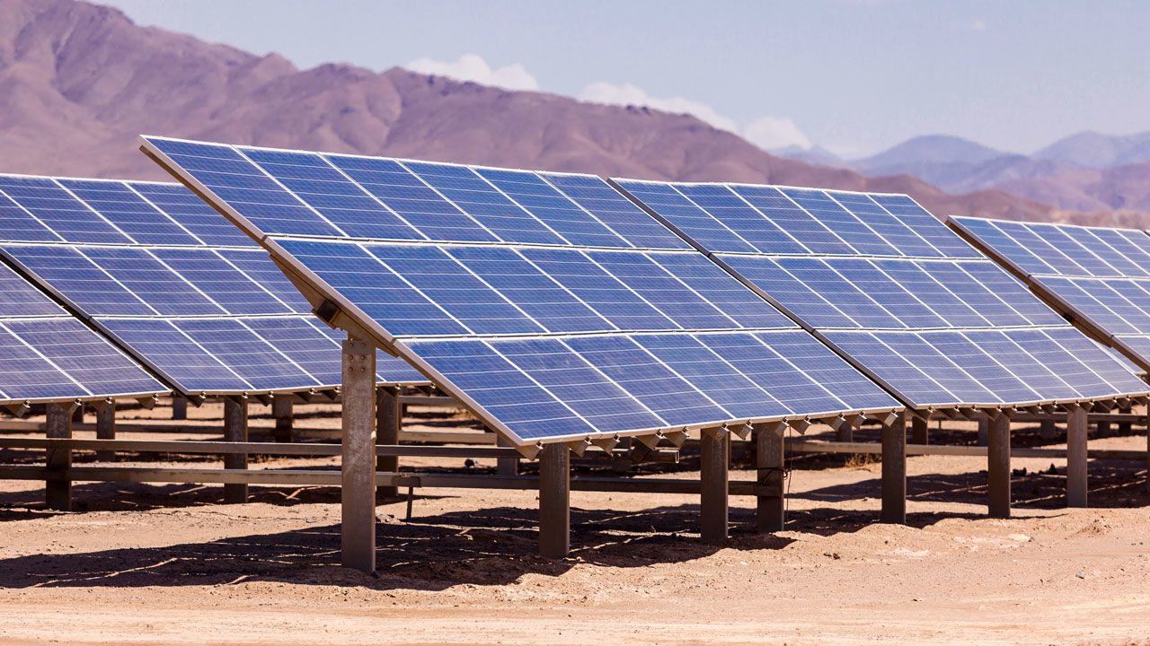 découvrez comment les panneaux solaires peuvent transformer l'énergie du soleil en électricité, réduisant ainsi vos factures d'énergie et votre empreinte carbone. explorez les avantages, l'installation et les meilleures pratiques pour tirer le meilleur parti de cette solution énergétique durable.