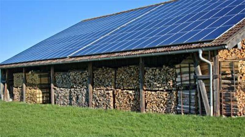 découvrez notre gamme de panneaux solaires discrets, alliant esthétique et performance. profitez d'une énergie renouvelable sans compromettre l'harmonie de votre espace extérieur. idéal pour les maisons modernes et les projets d'architecture intégrée.