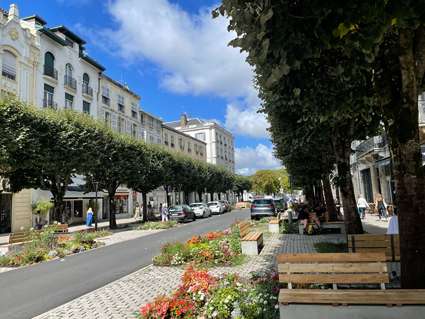 découvrez le rcs bayonne, un club dynamique qui allie passion du sport et esprit d'équipe. rejoignez-nous pour suivre les actualités, les matchs et les événements qui animent notre communauté locale!