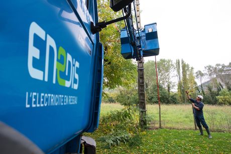 découvrez le service enedis, votre partenaire pour la gestion et la distribution de l'électricité en france. bénéficiez d'une assistance fiable pour votre raccordement, vos offres et l'entretien de votre réseau électrique.
