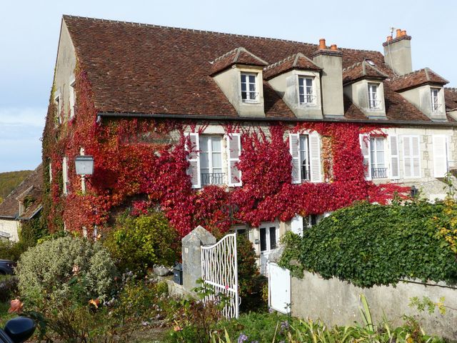 découvrez nos services de toiture en bourgogne, spécialisés dans la rénovation, l'entretien et la construction de toits. bénéficiez de l'expertise de professionnels pour garantir la durabilité et l'esthétique de votre toiture dans cette belle région.