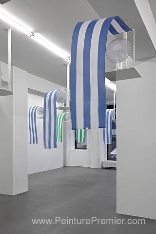 découvrez le vent d'ouest, ses origines, ses effets sur le climat et son impact sur l'environnement. informez-vous sur son rôle dans les systèmes météorologiques et comment il influence les activités humaines au quotidien.