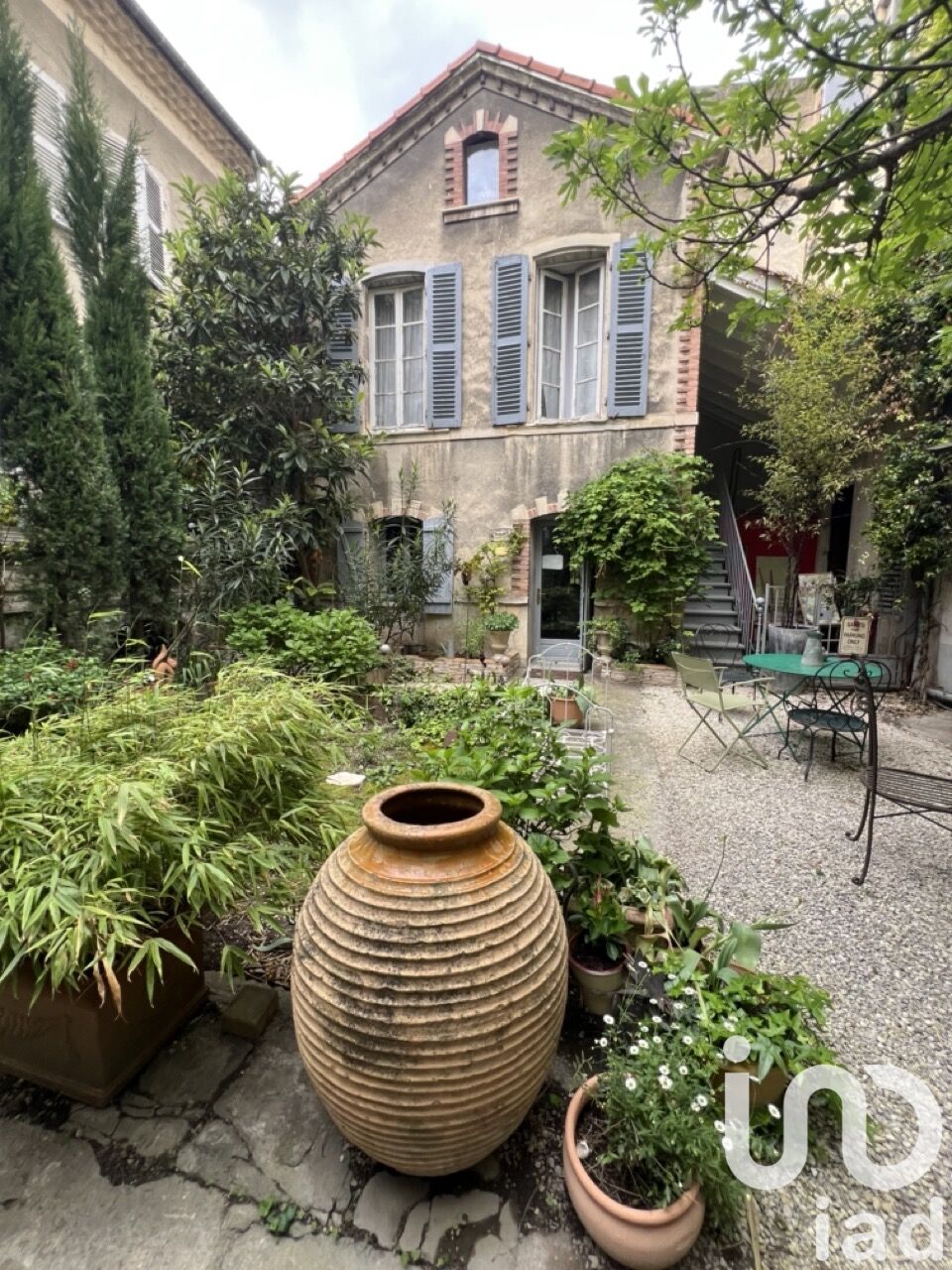 découvrez notre sélection de maisons à vendre à montélimar. que vous cherchiez une propriété familiale, un appartement cosy ou une maison avec jardin, trouvez votre bonheur dans cette charmante ville du sud de la france.