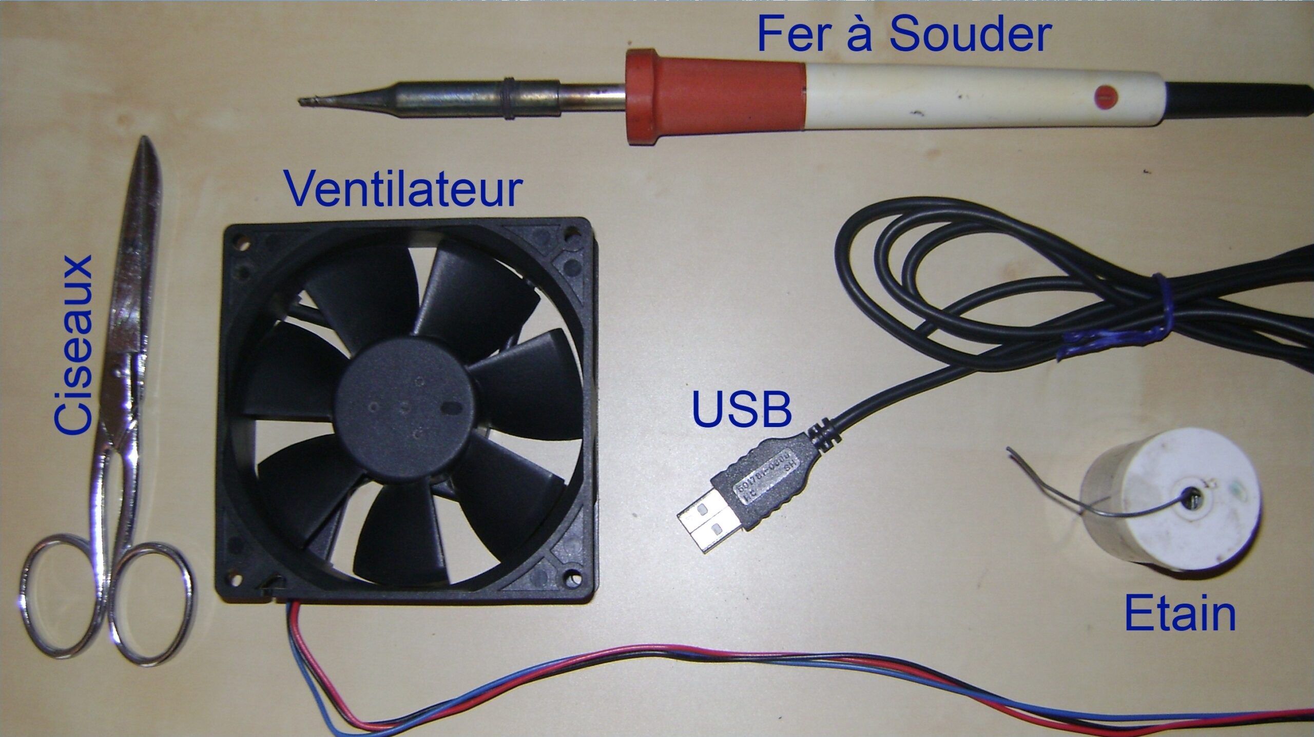 découvrez nos ventilateurs pc usb, idéaux pour refroidir efficacement votre ordinateur tout en étant compacts et faciles à transporter. parfait pour le bureau ou les déplacements, ces ventilateurs offrent un souffle puissant et silencieux pour garantir des performances optimales.