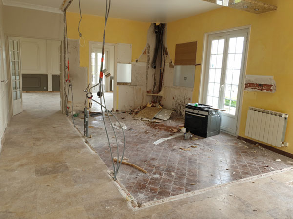 découvrez nos services professionnels pour rénover votre maison à paris et en île-de-france. transformez votre habitat avec des experts locaux, du conseil à la réalisation.