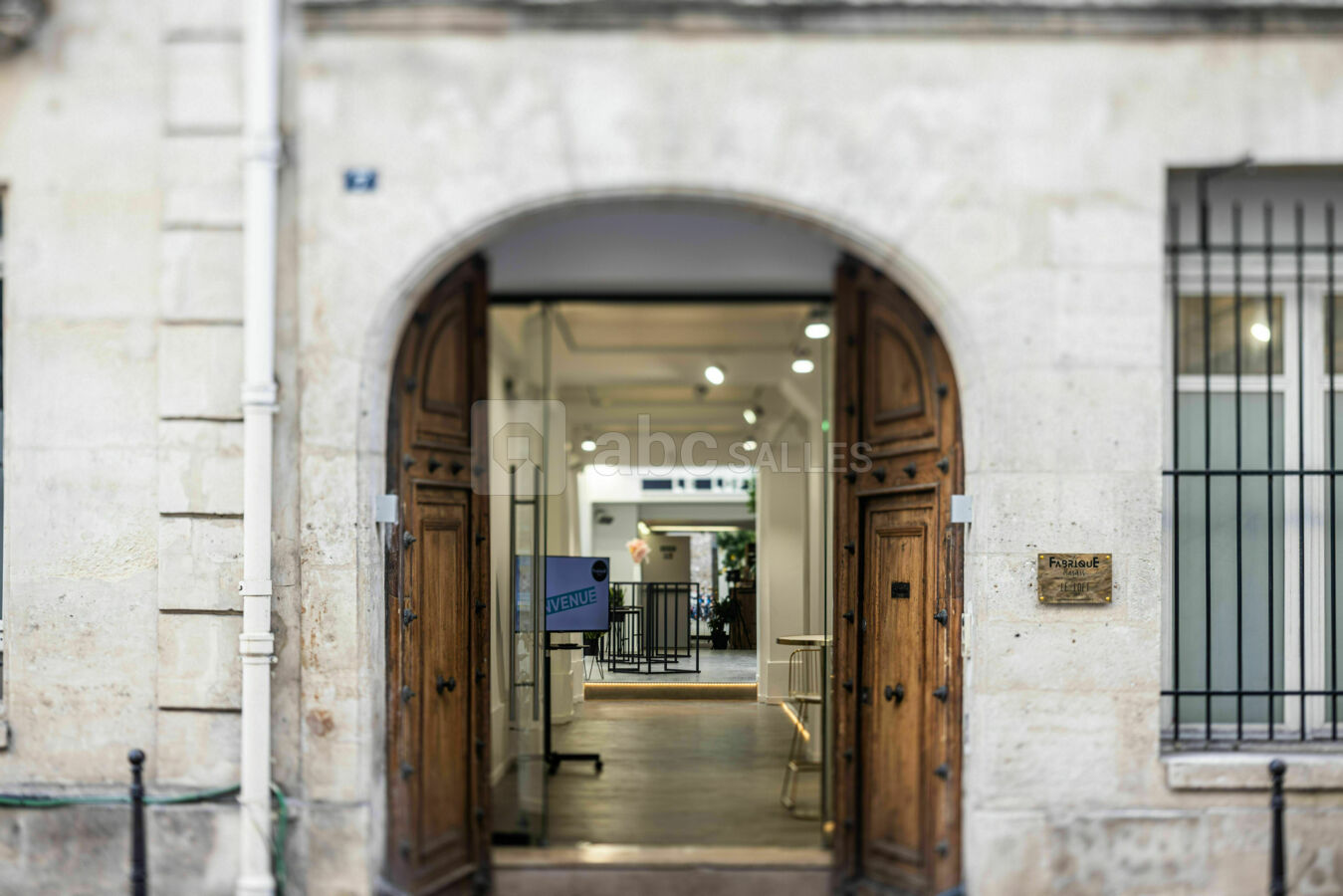 spécialiste en rénovation dans le 11e arrondissement de paris, offrant des services de qualité pour tous vos projets de rénovation intérieure et extérieure.